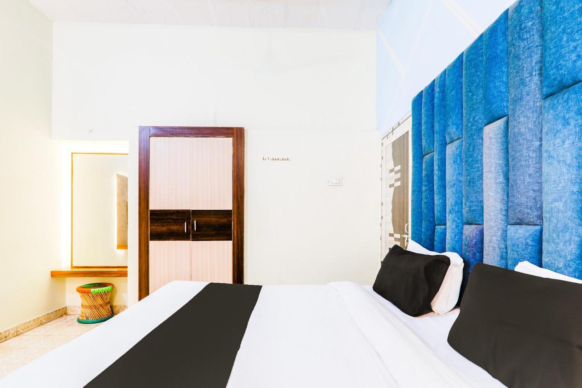 Hotel O Shree Hotel Mriduni Varanasi Exterior photo