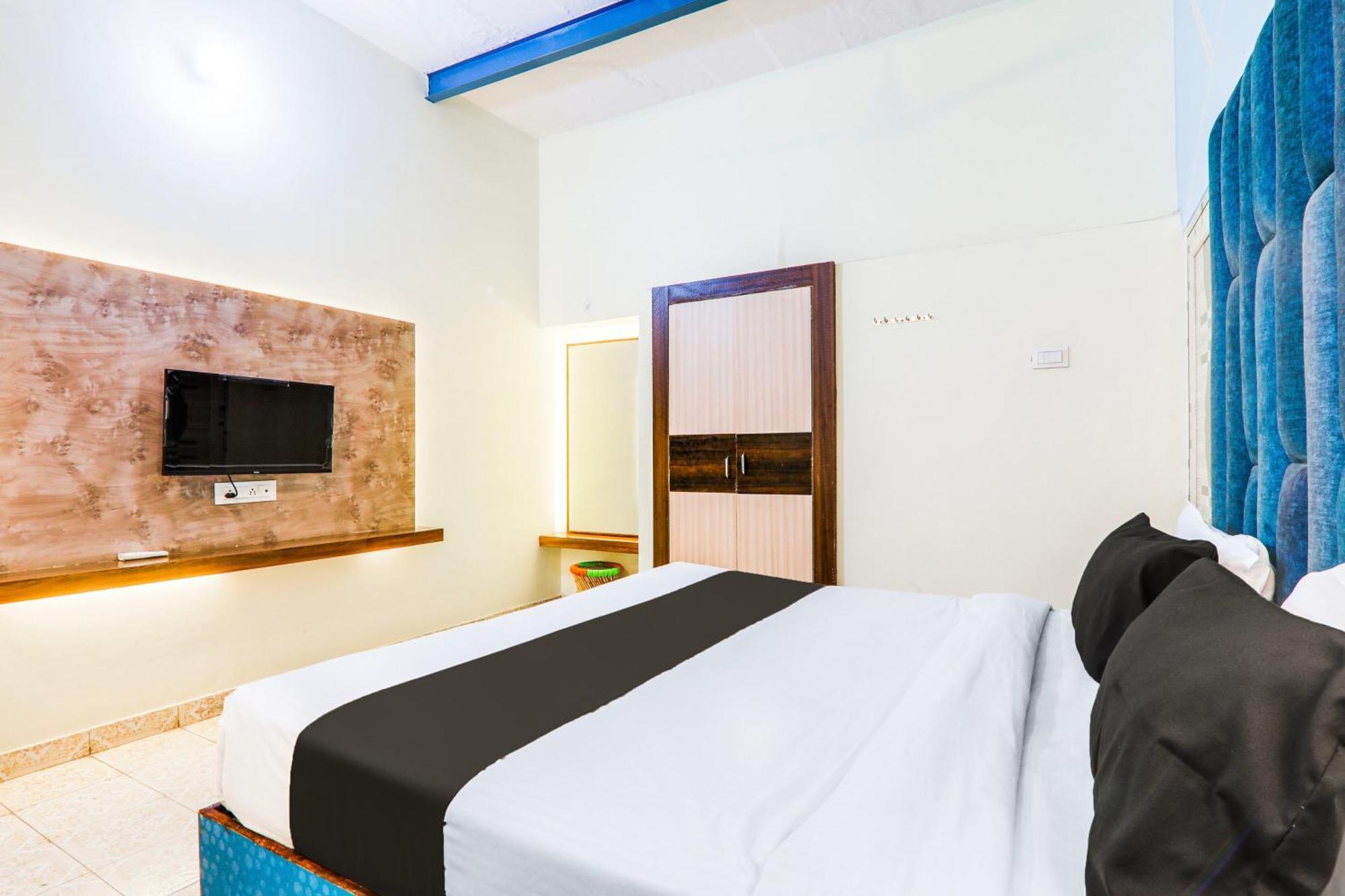 Hotel O Shree Hotel Mriduni Varanasi Exterior photo