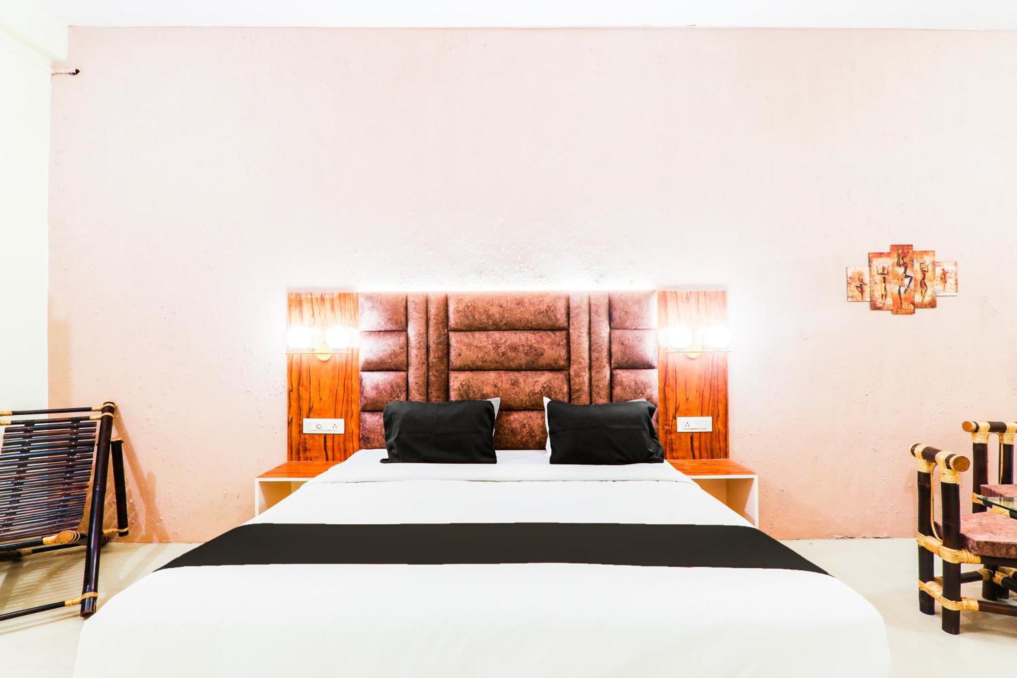 Hotel O Shree Hotel Mriduni Varanasi Exterior photo